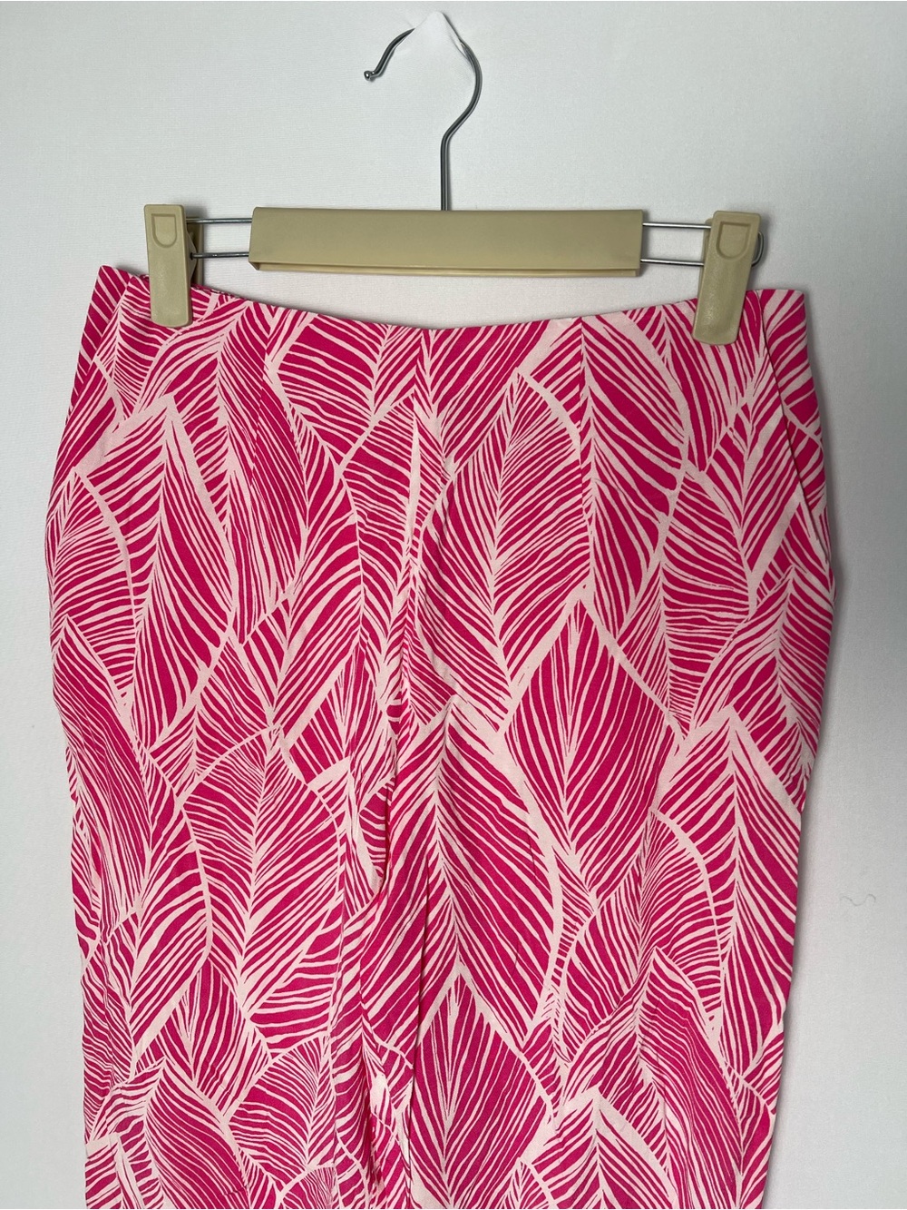 Lovers and Friends Revolve Makena Fuchsia Leaf Print Pants XS Pink Ankle Slit - Picture 5 of 13